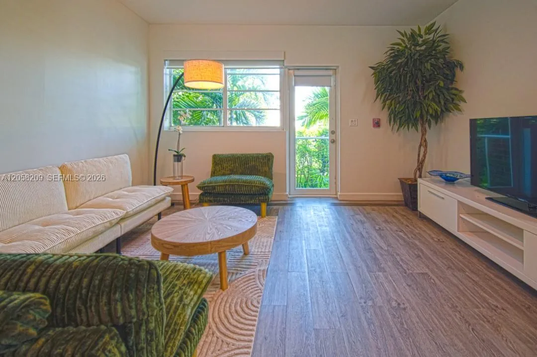 3917 N Meridian Ave # 101, Miami Beach, FL 33140