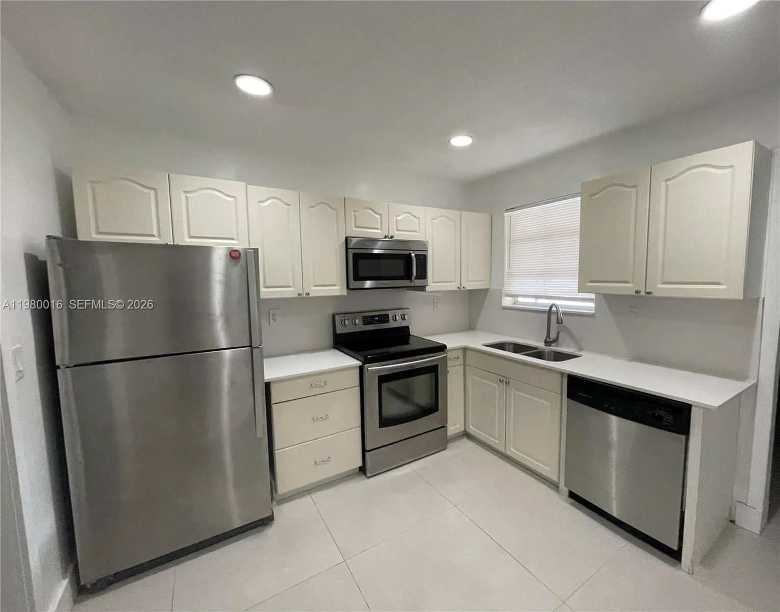 930 Benevento Ave # 930, Coral Gables, FL 33146 photo 4