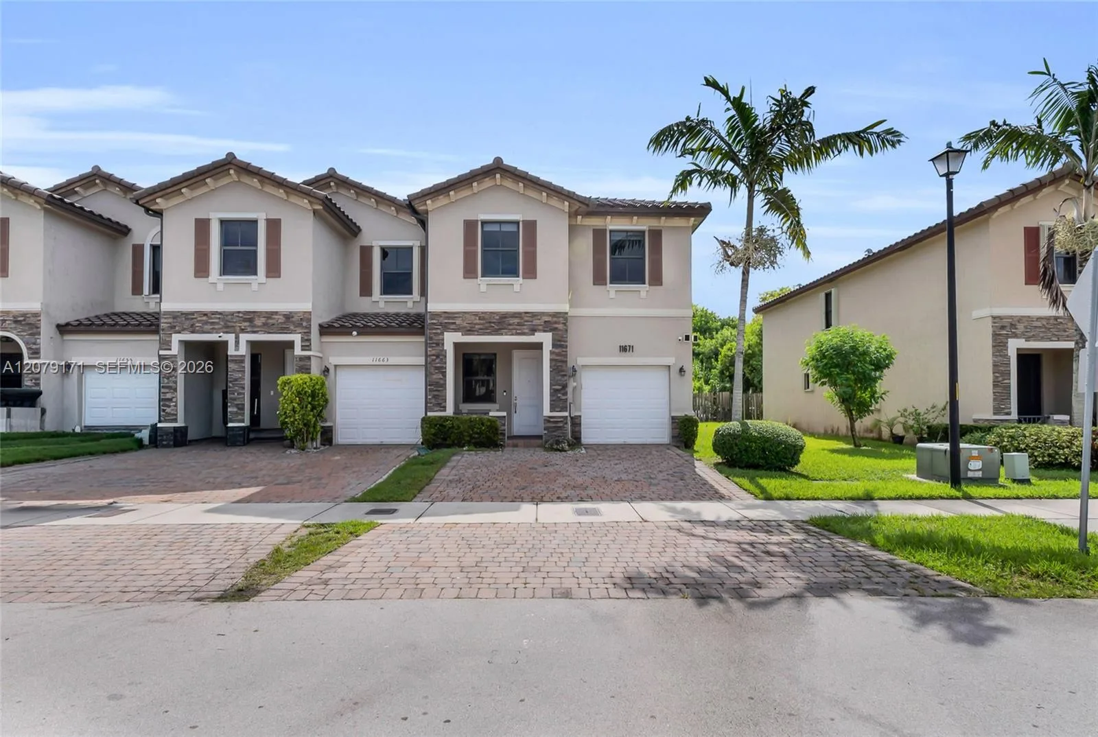11671 SW 150th Pl, Miami, FL 33196