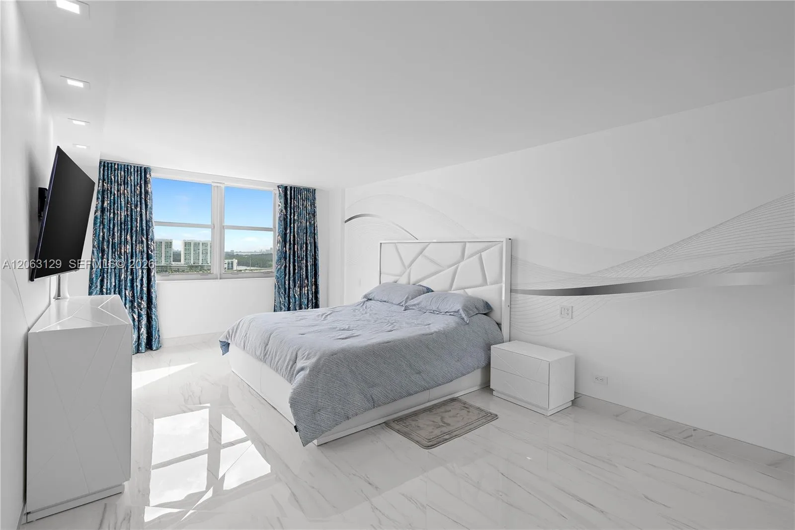 250 174th St # 1803, Sunny Isles Beach, FL 33160 photo 8