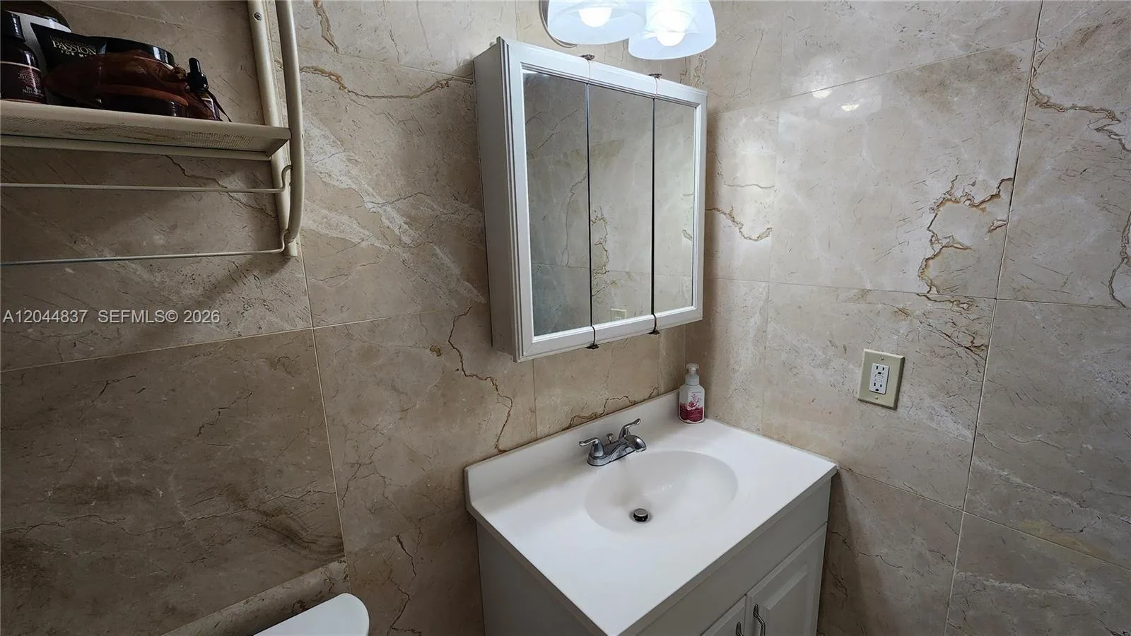 19201 E Collins Ave # 345, Sunny Isles Beach, FL 33160 photo 8