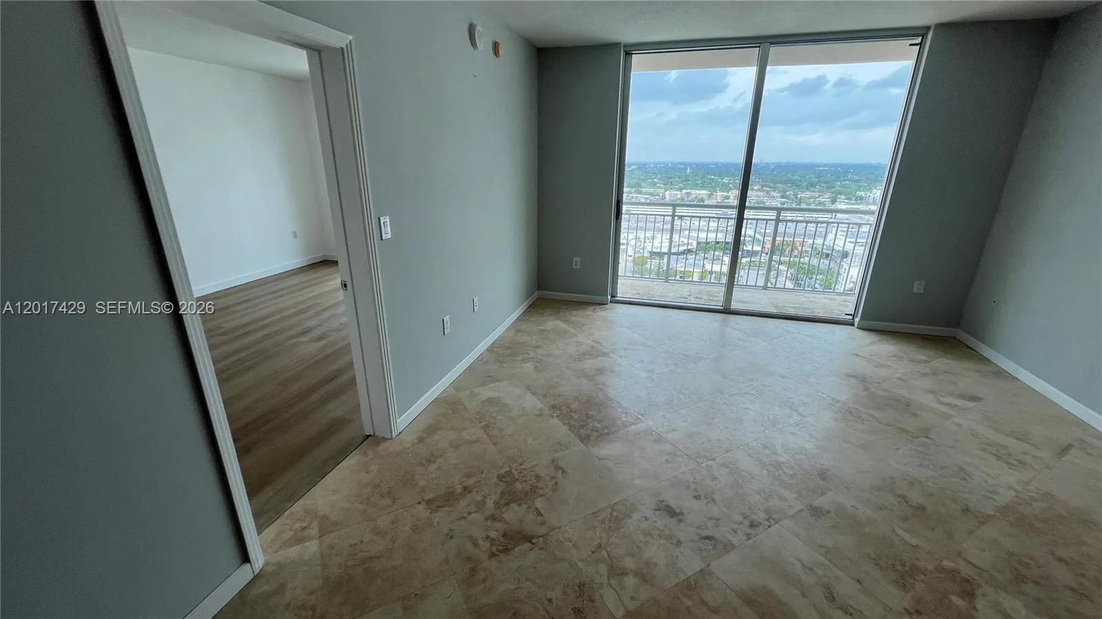 9055 SW 73rd Ct # 2007, Miami, FL 33156 photo 2