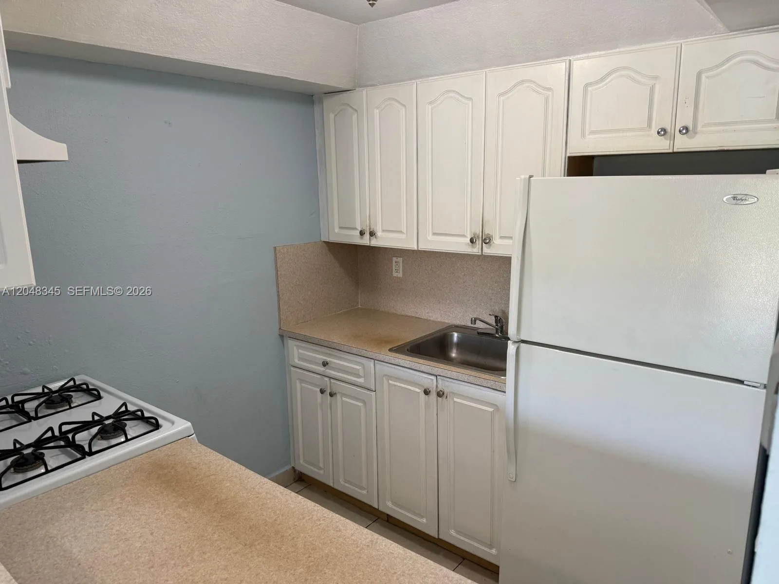 1350 W 53rd St # 29, Hialeah, FL 33012 photo 3
