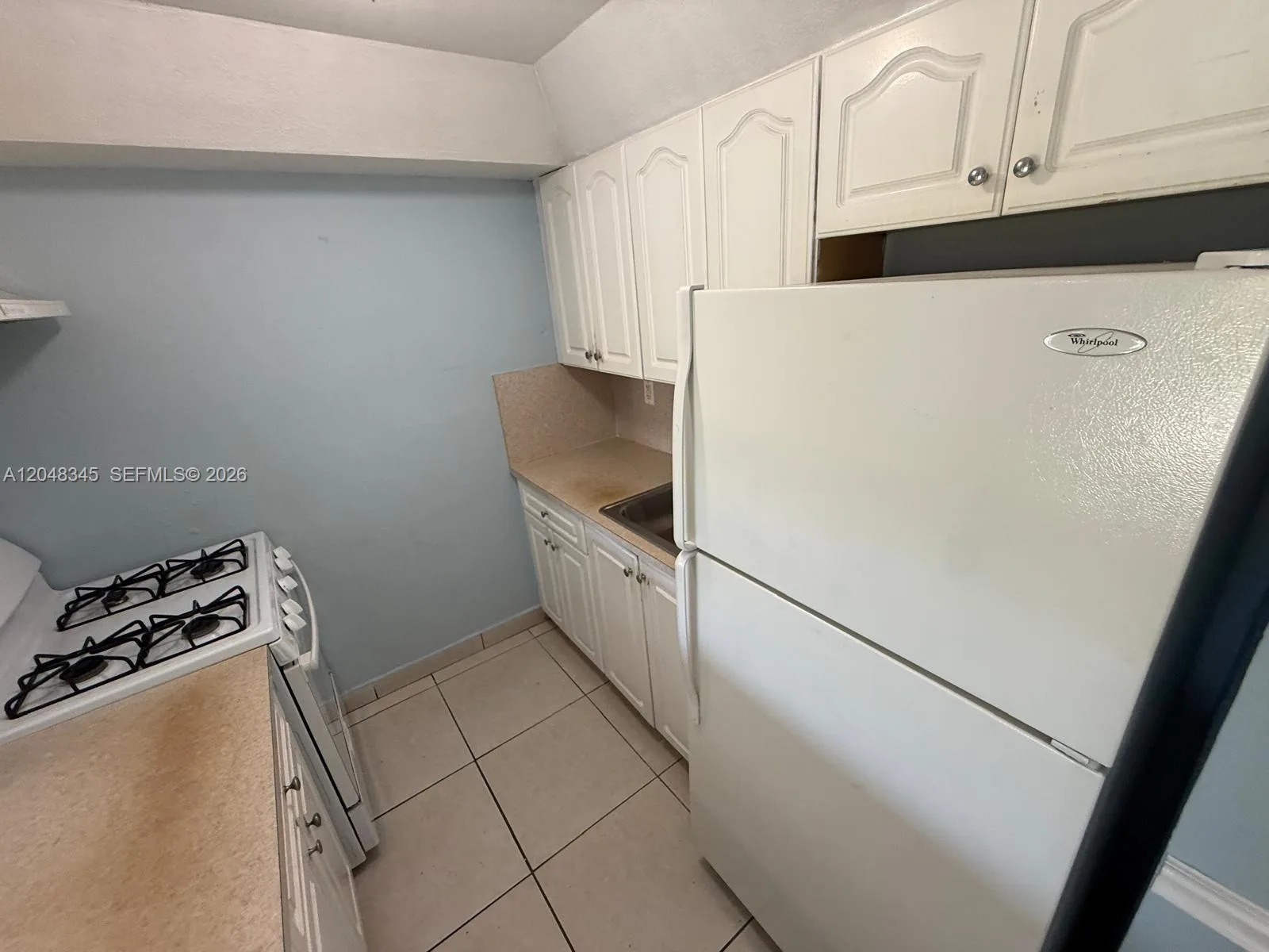1350 W 53rd St # 29, Hialeah, FL 33012 photo 4
