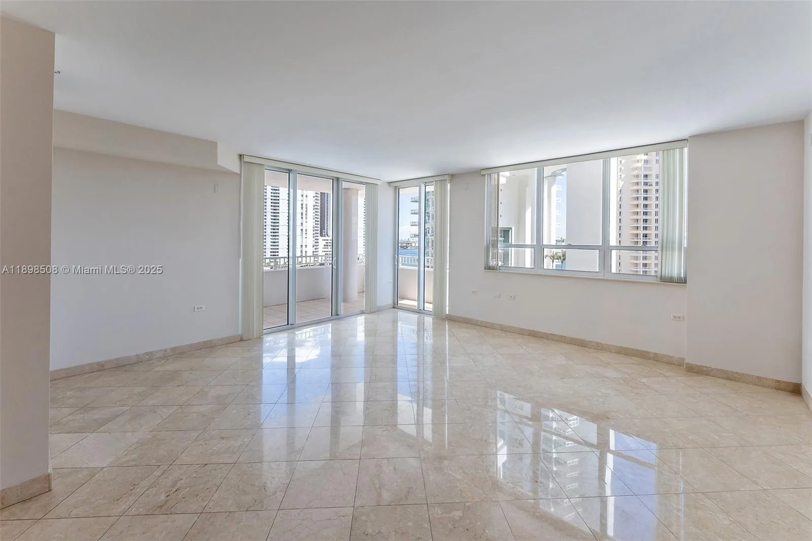 801 Brickell Key Blvd # 1012, Miami, FL 33131 photo 12