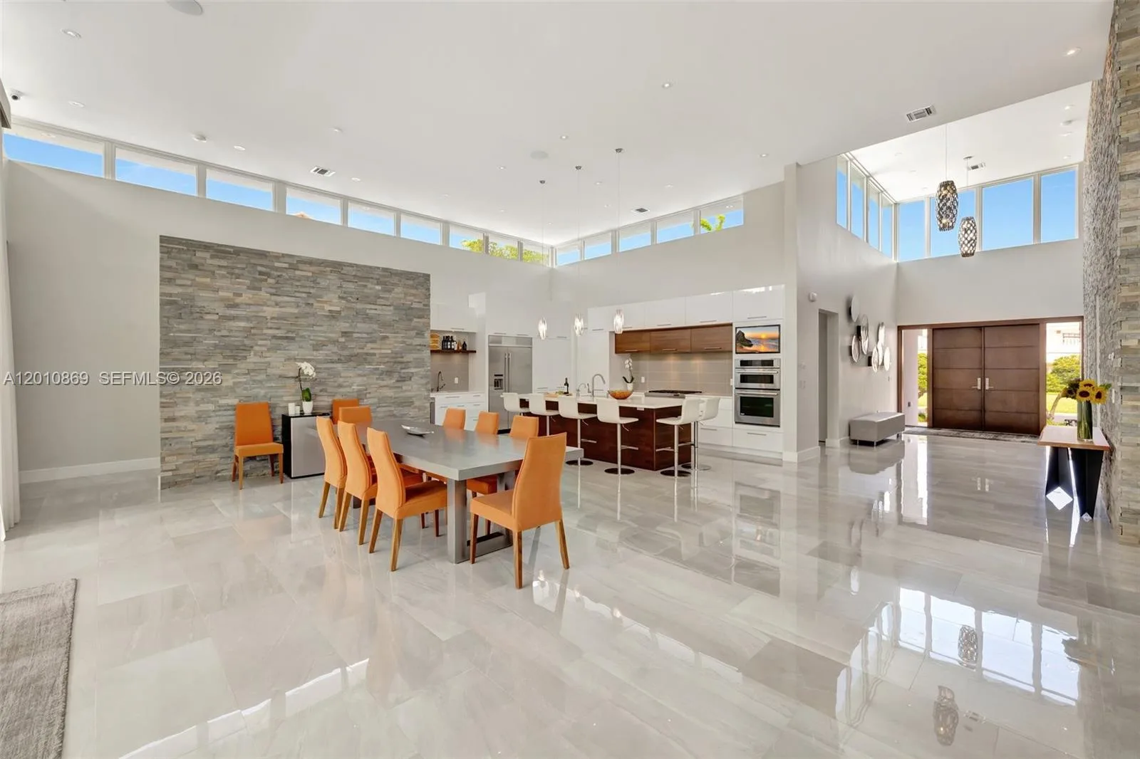 907 Diplomat Pkwy, Hallandale Beach, FL 33009 photo 9