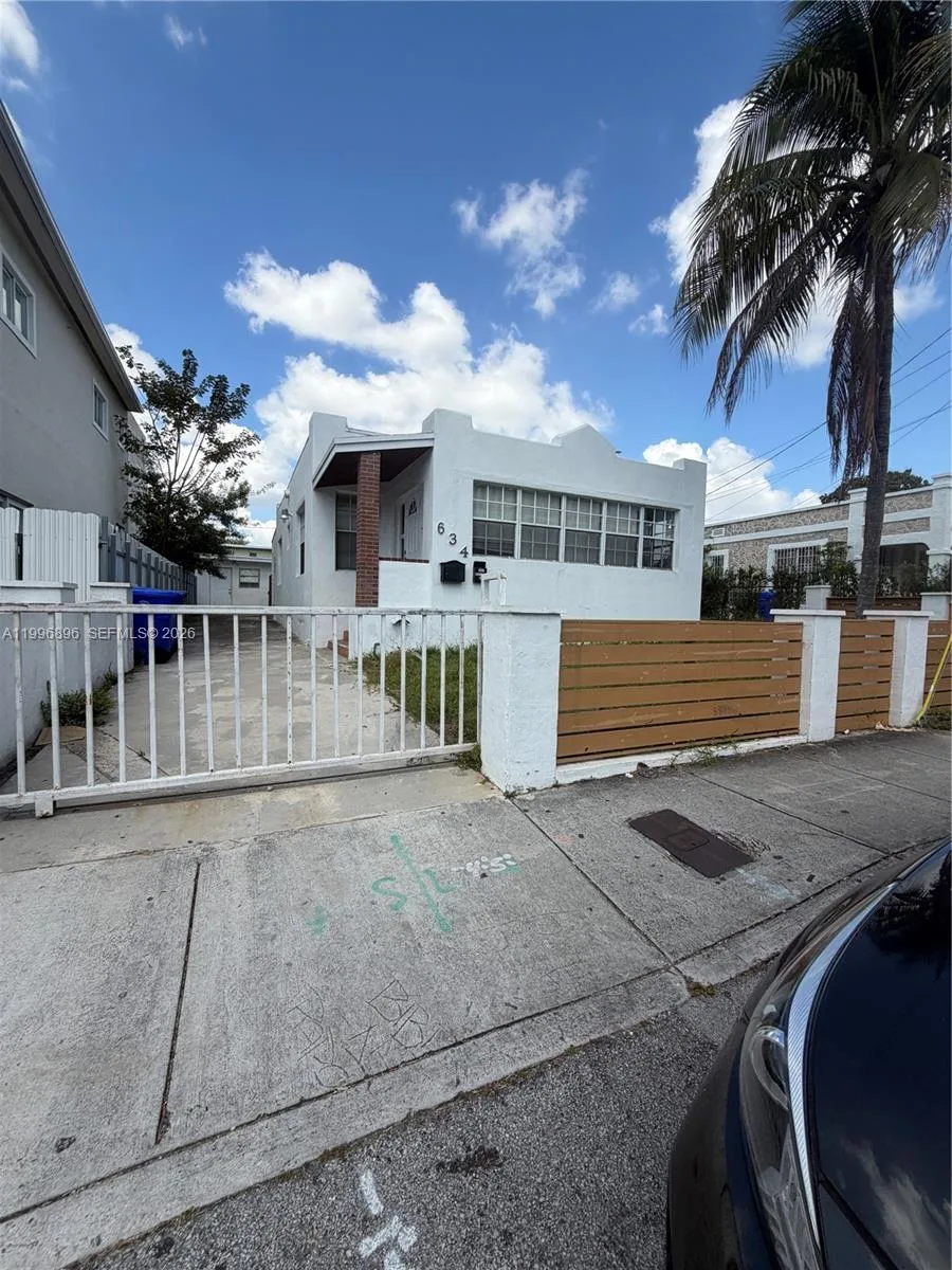 634 SW 10th Ave, Miami, FL 33130 photo 11