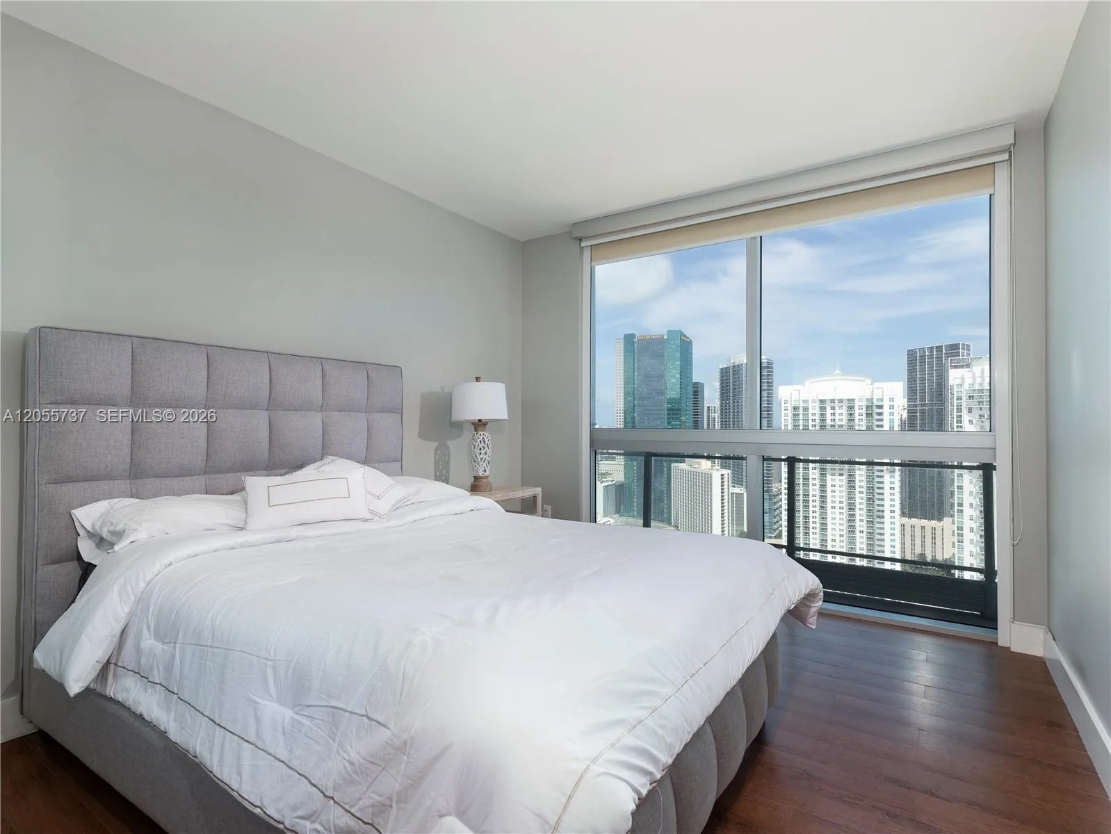 92 SW 3rd St # 3901, Miami, FL 33130 photo 10