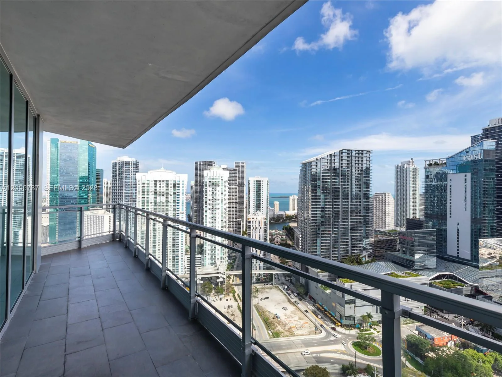 92 SW 3rd St # 3901, Miami, FL 33130 photo 12