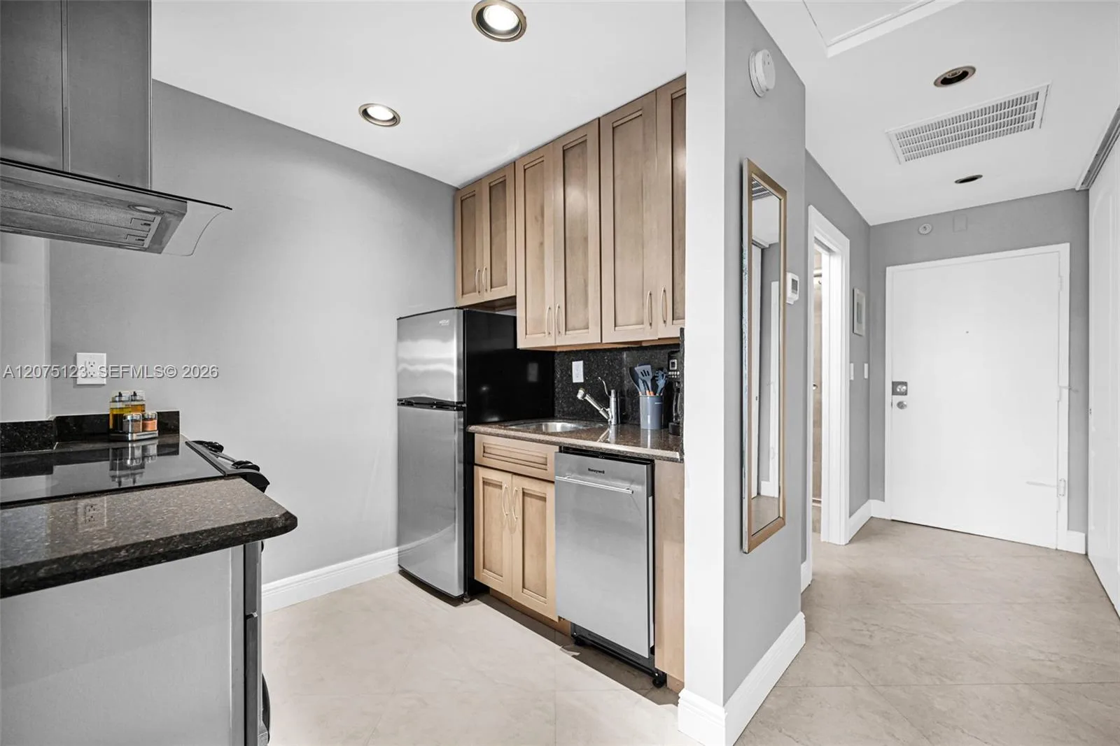 405 N Ocean Blvd # 103, Pompano Beach, FL 33062 photo 7