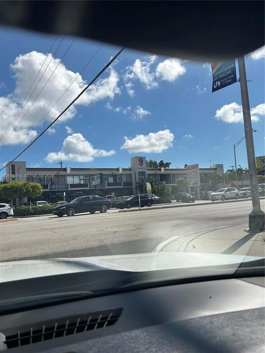 285 NW 27th Ave # 9, Miami, FL 33125