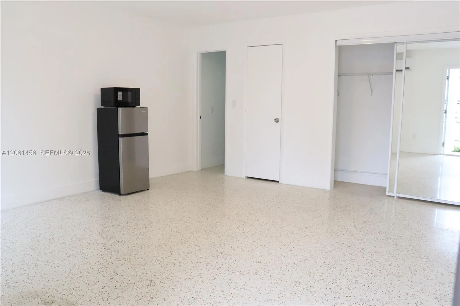 3146 NW 29th St # 2, Miami, FL 33142 — zdjęcie 3