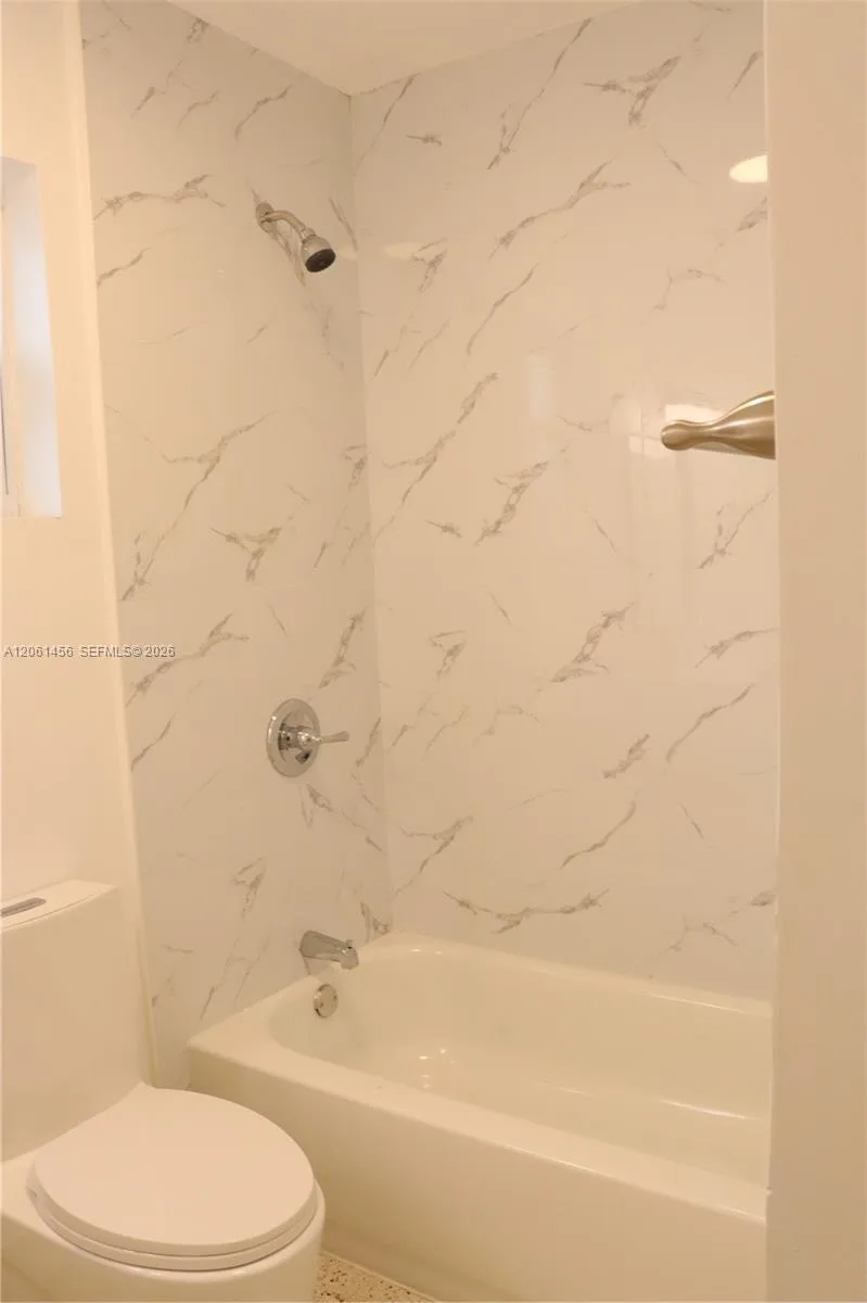 3146 NW 29th St # 2, Miami, FL 33142 photo 9