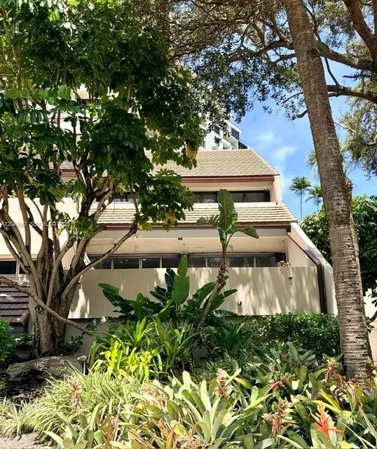 520 Brickell Key Dr # O208, Miami, FL 33131 photo 9