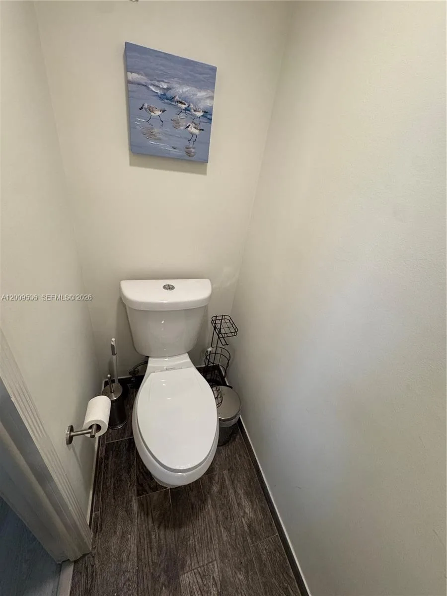 295 Jacaranda Dr # 20, Plantation, FL 33324 photo 11