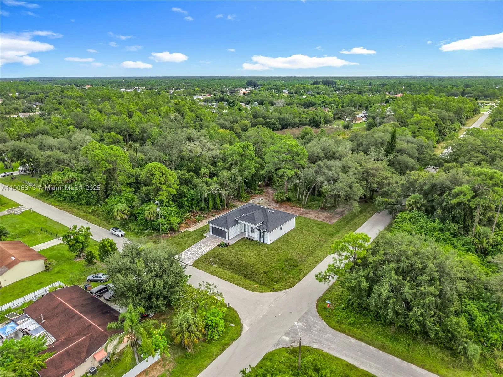 900 Sheldon Ave, Lehigh Acres, FL 33936 photo 5