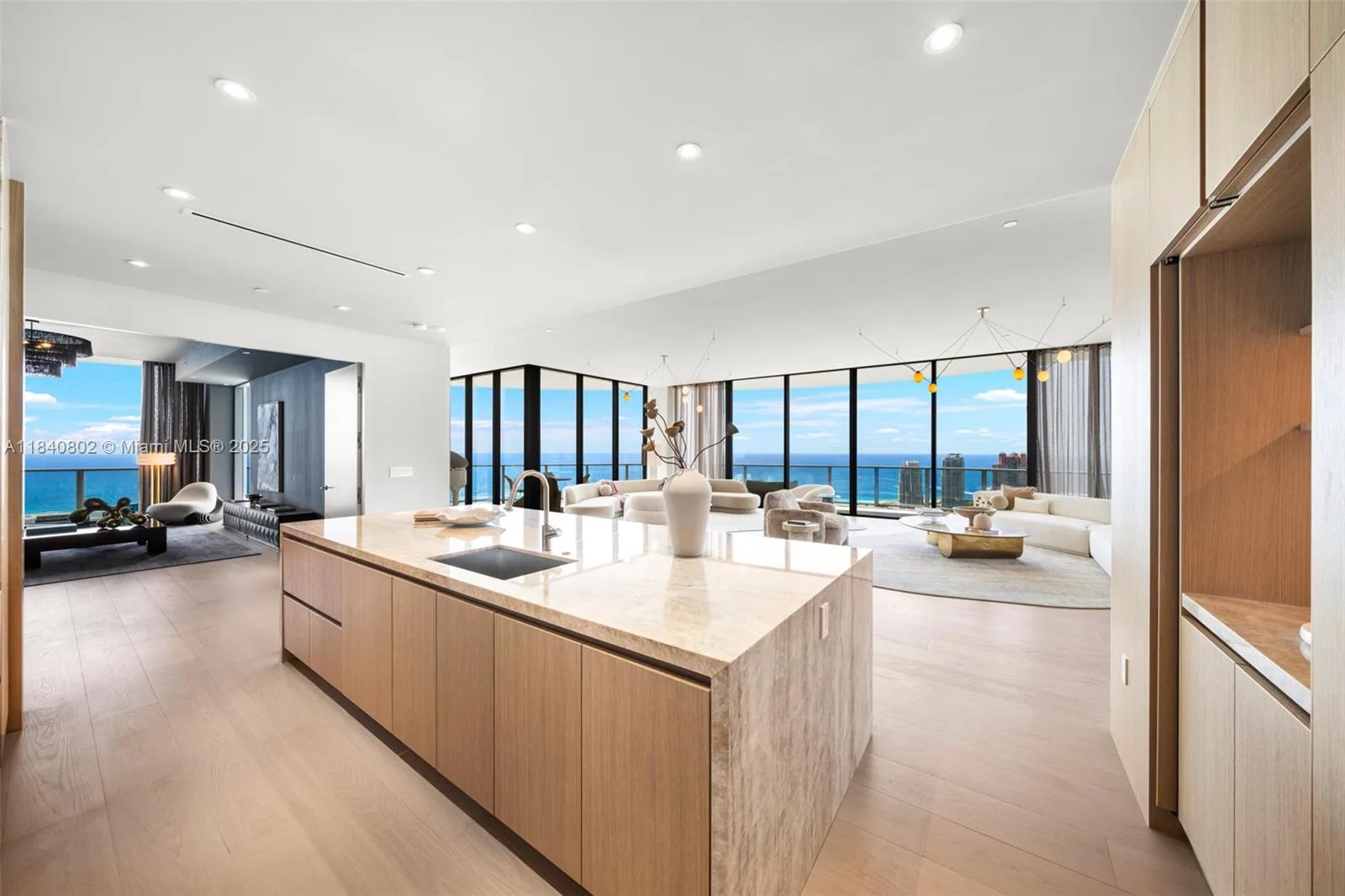 501 West Ave # PH4701, Miami Beach, FL 33139 photo 5