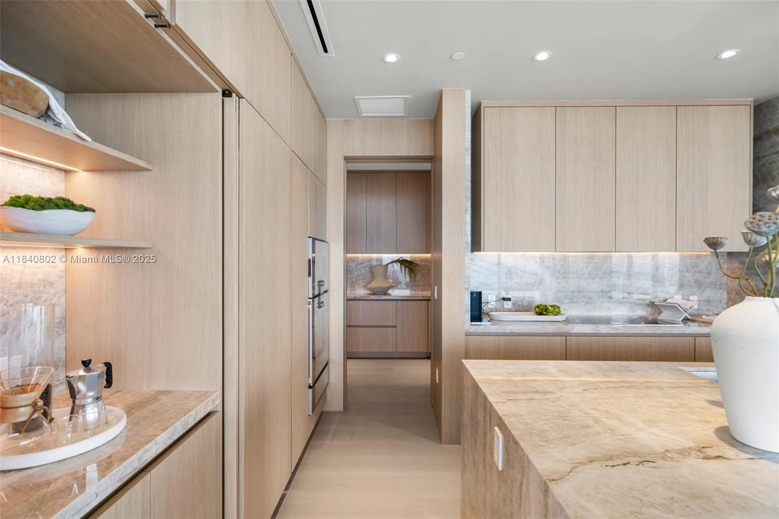 501 West Ave # PH4701, Miami Beach, FL 33139 photo 7