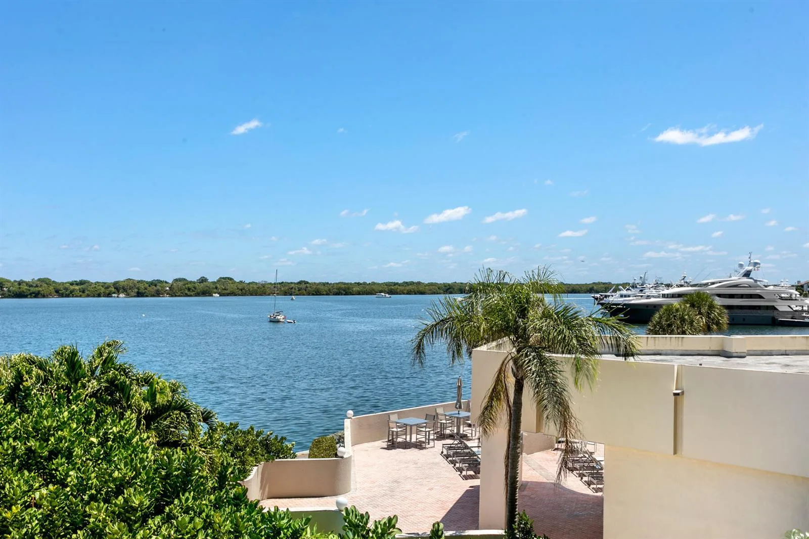 130 LAKESHORE Drive # 322, North Palm Beach, FL 33408 photo 3