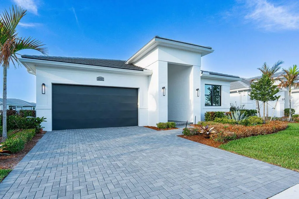 2293 SE Canopy Cove Lane, Port St. Lucie, FL 34984 photo 4