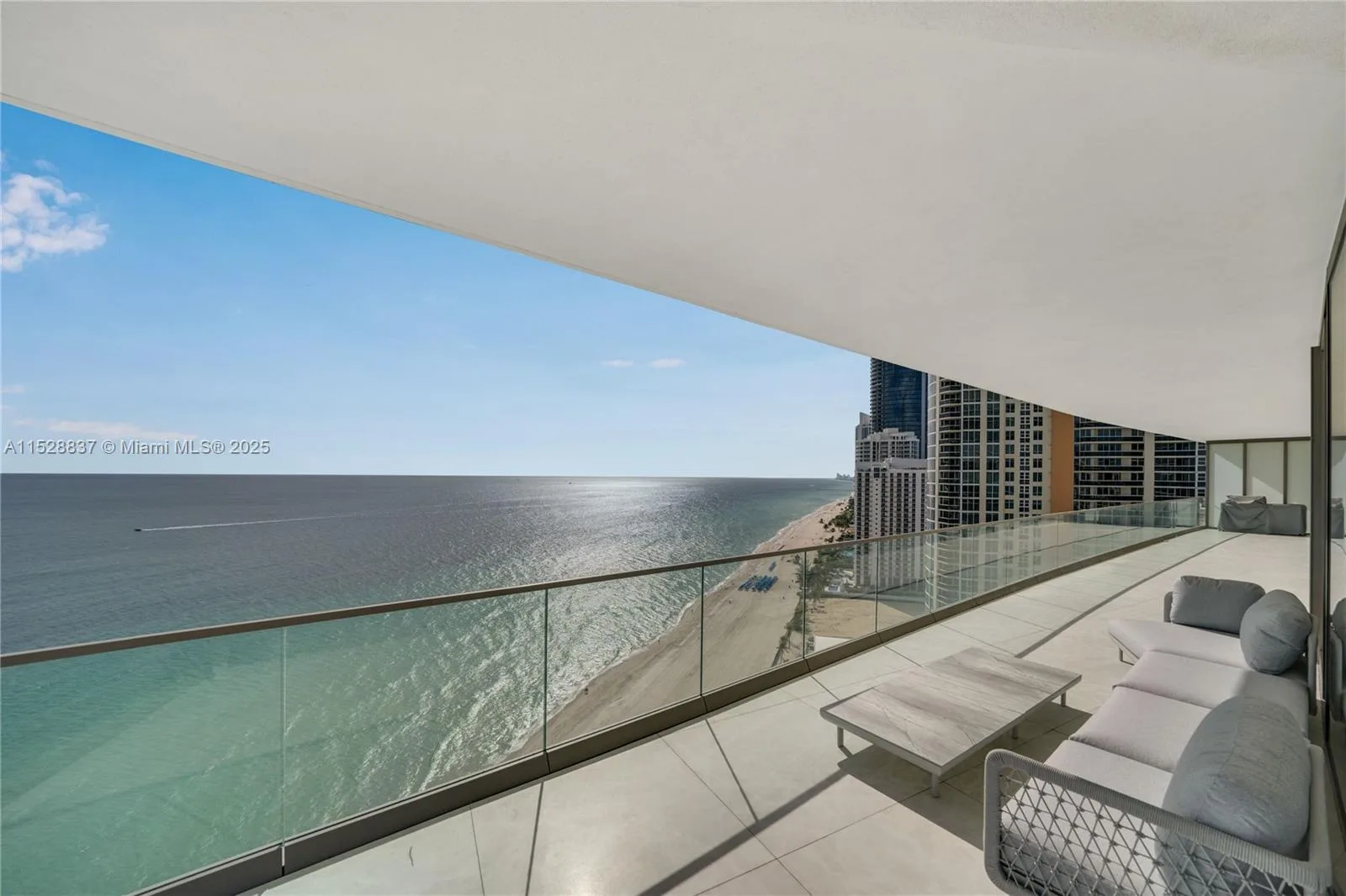 18975 Collins Ave # 2000, Sunny Isles Beach, FL 33160 photo 3