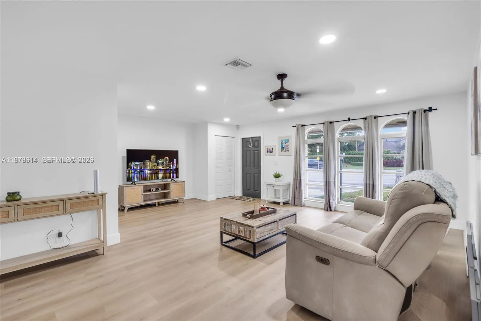 1180 NW 49th Ct, Deerfield Beach, FL 33064 photo 6
