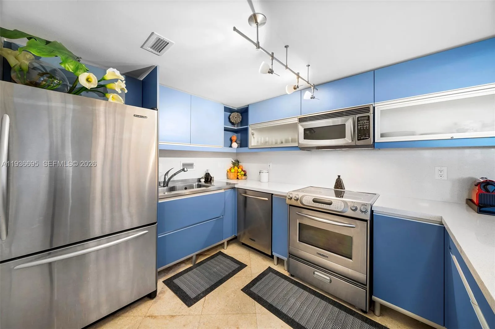 2301 Collins Ave # 408, Miami Beach, FL 33139 photo 3