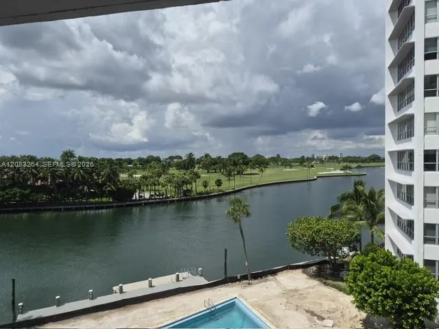 9100 W Bay Harbor Dr # 5B, Bay Harbor Islands, FL 33154