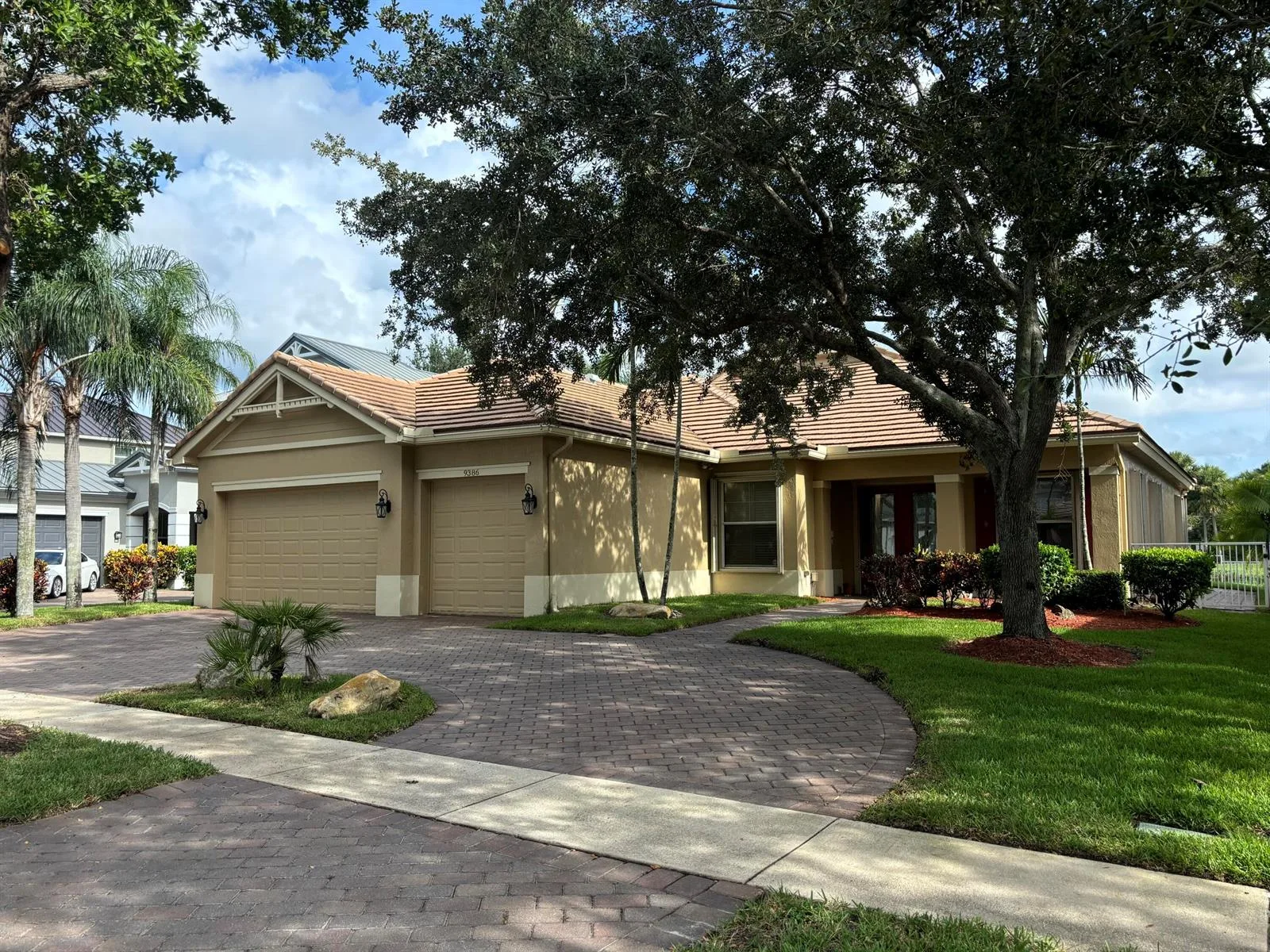 9386 Madewood Court, Royal Palm Beach, FL 33411