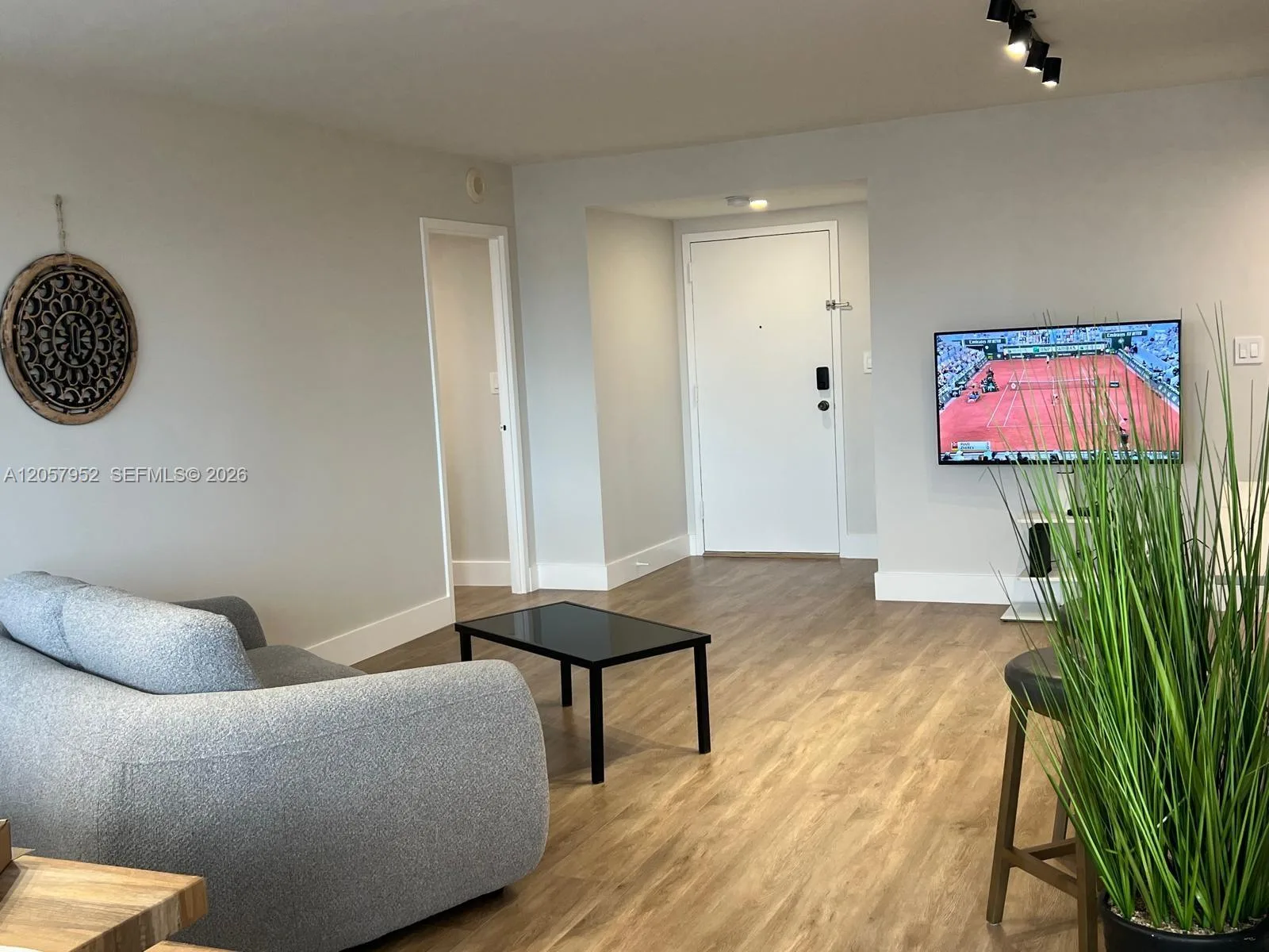 251 174th St # 1215, Sunny Isles Beach, FL 33160 photo 6
