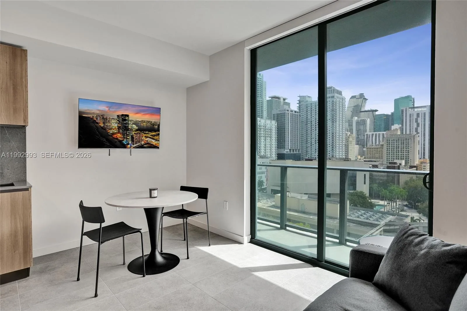 121 NE 5th Street # 1404, Miami, FL 33132 photo 12