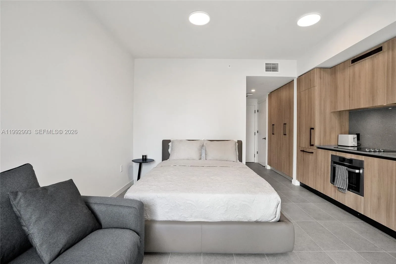 121 NE 5th Street # 1404, Miami, FL 33132 photo 9