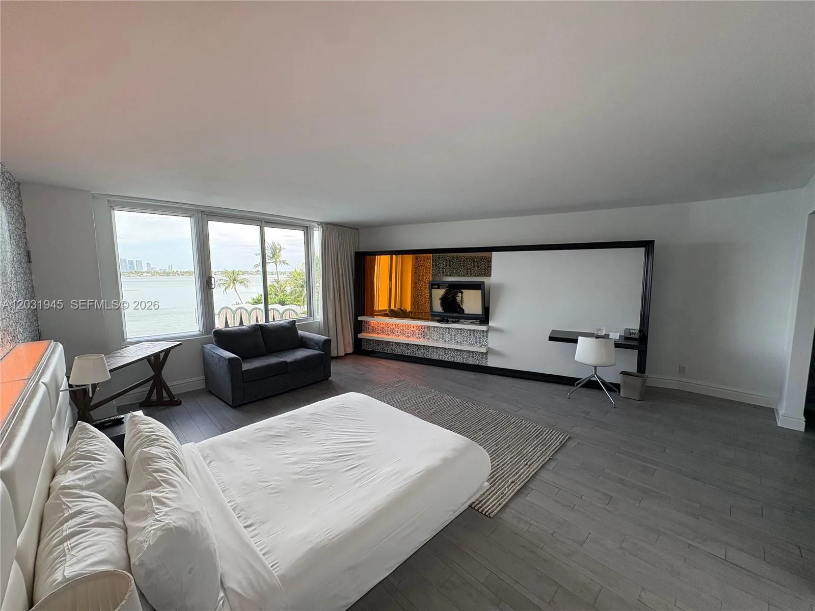 1100 West Ave # 418, Miami Beach, FL 33139 photo 2