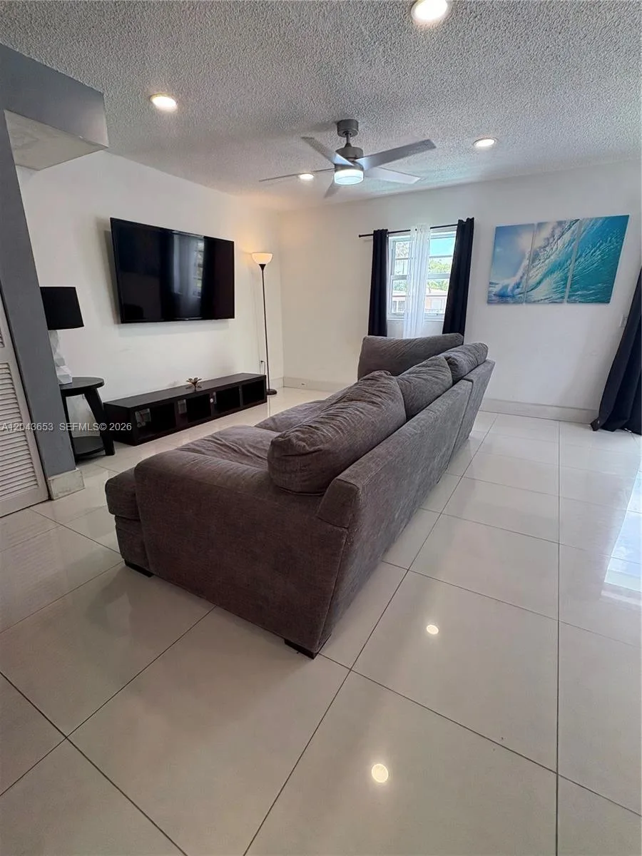 3862 NE 171st St # C, North Miami Beach, FL 33160 photo 4