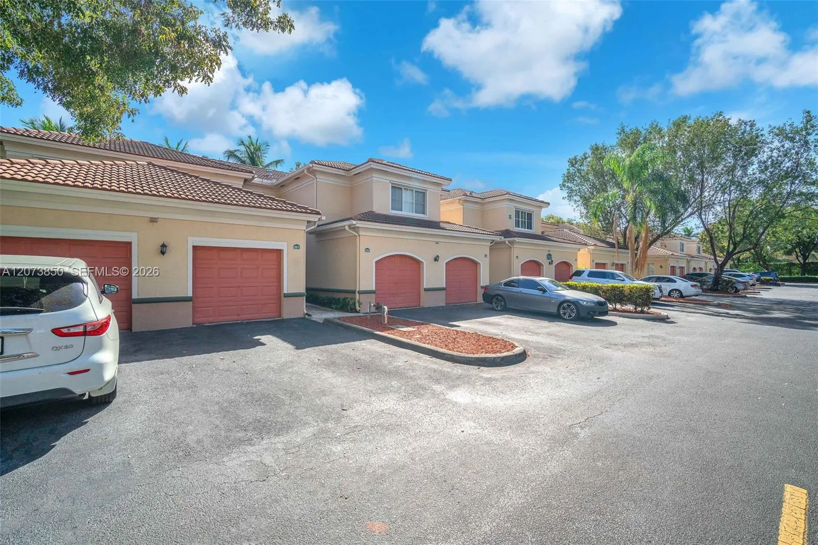 2532 Centergate Dr # 201, Miramar, FL 33025 photo 2