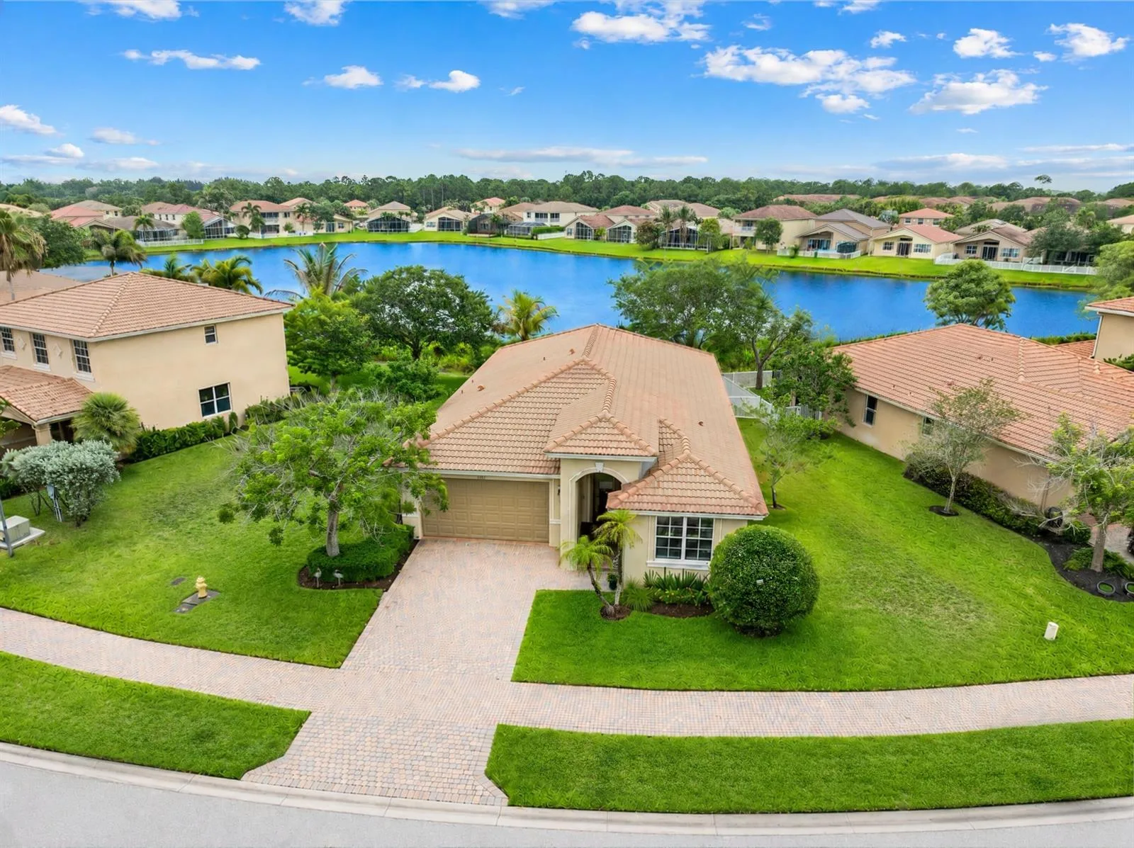 3392 SW Porpoise Circle, Stuart, FL 34997