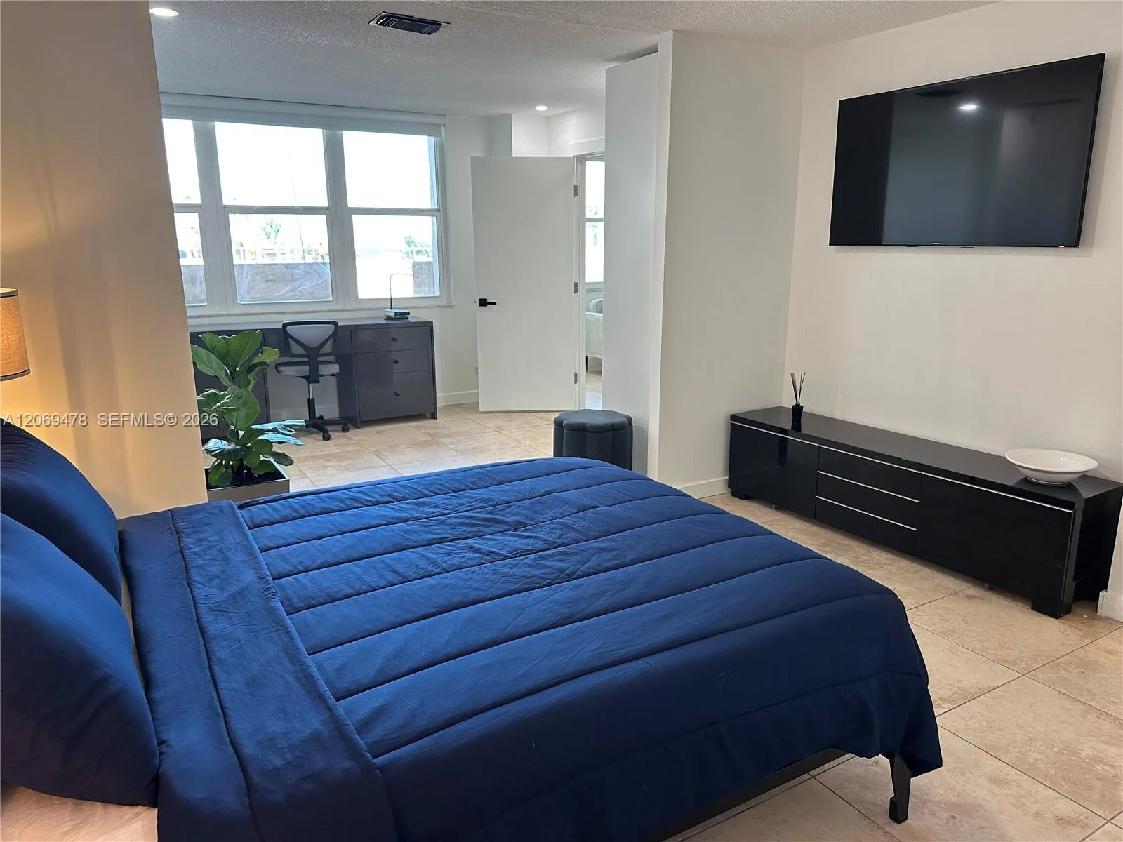 6039 Collins Ave # 310, Miami Beach, FL 33140 photo 10