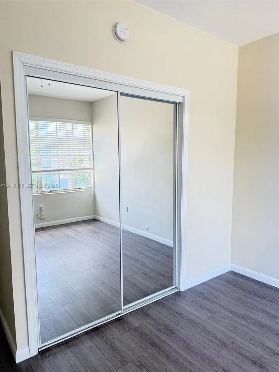 1007 Meridian Ave # 9, Miami Beach, FL 33139 photo 12