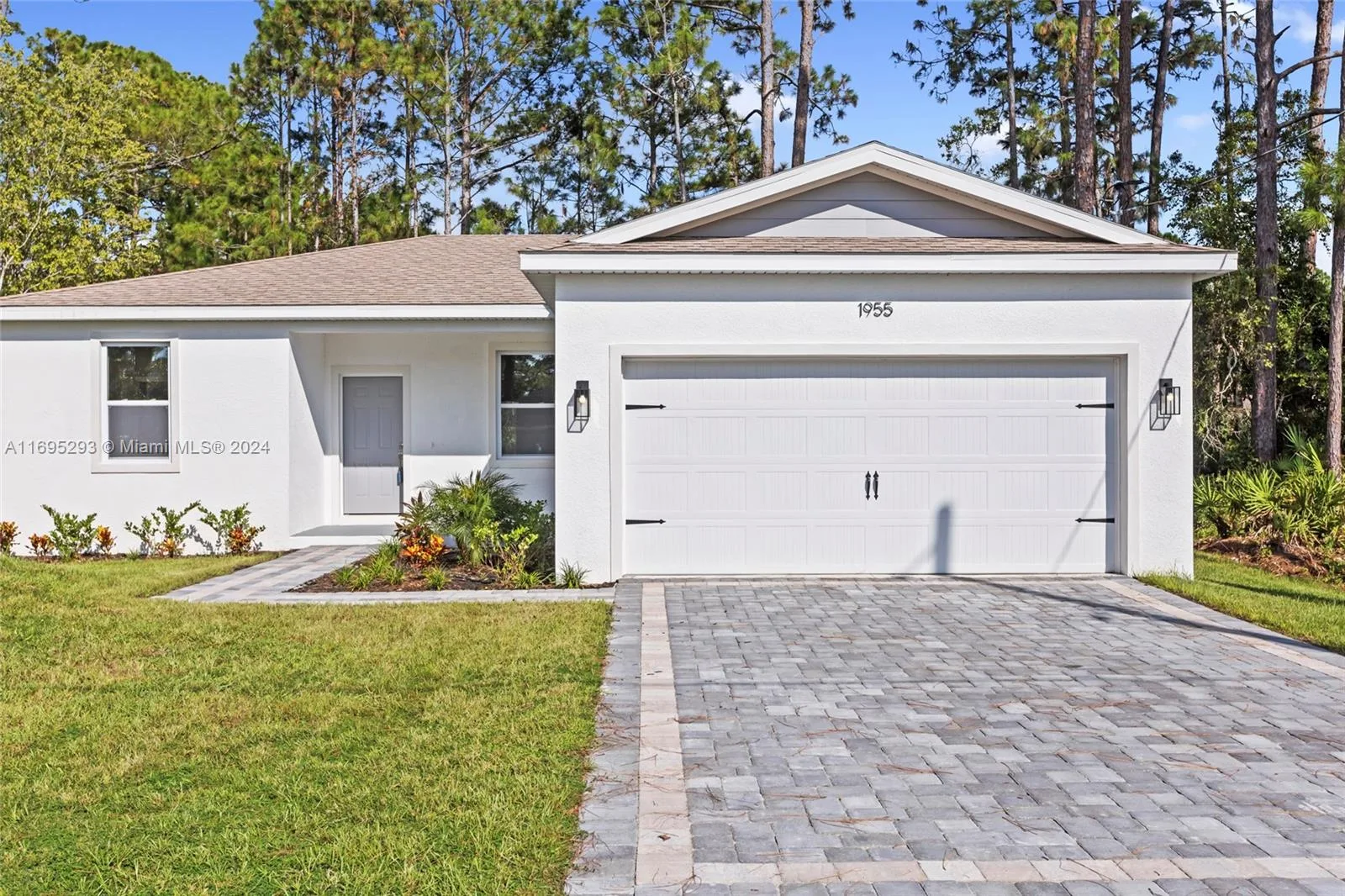 1955 10th Ave, Deland, FL 32724 photo 2