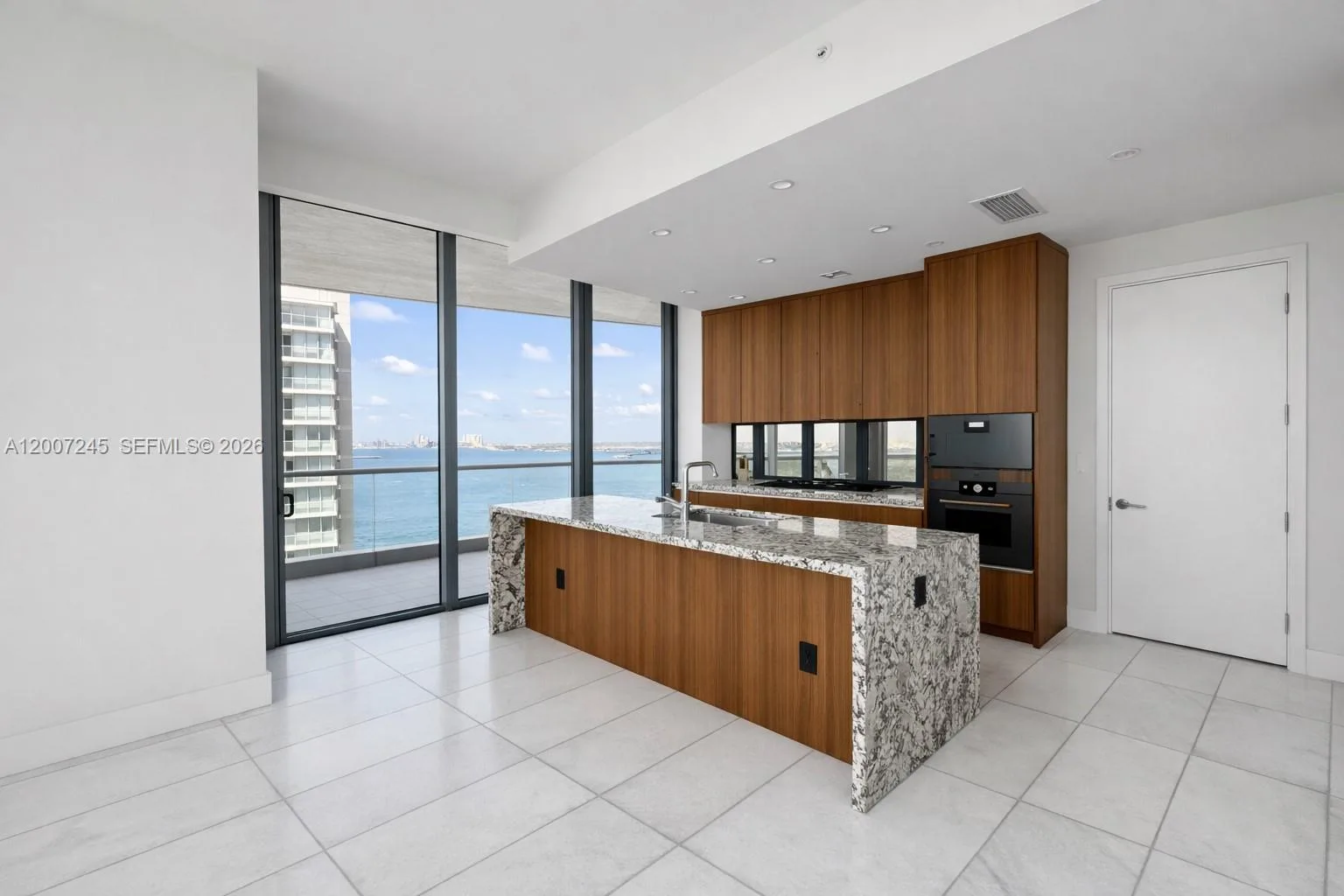 175 SE 25th Rd # 1204, Miami, FL 33129 photo 3