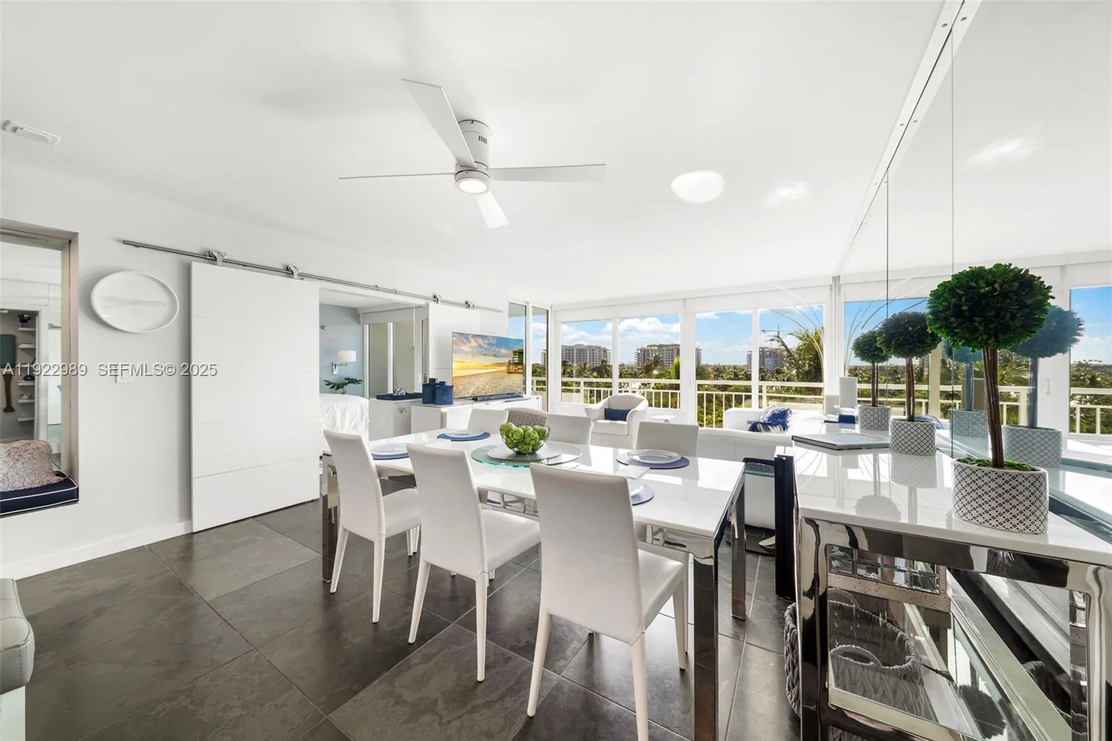 400 S Pointe Dr # 401, Miami Beach, FL 33139 photo 10