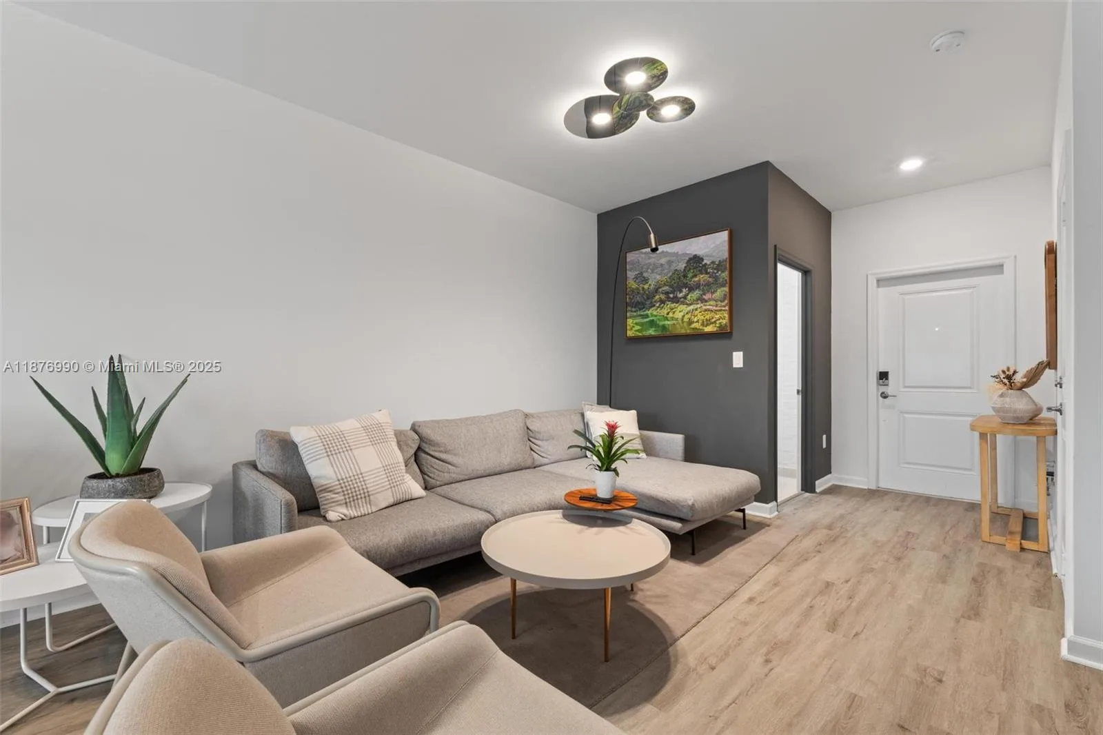 403 NE 212th St, Miami, FL 33179 photo 8