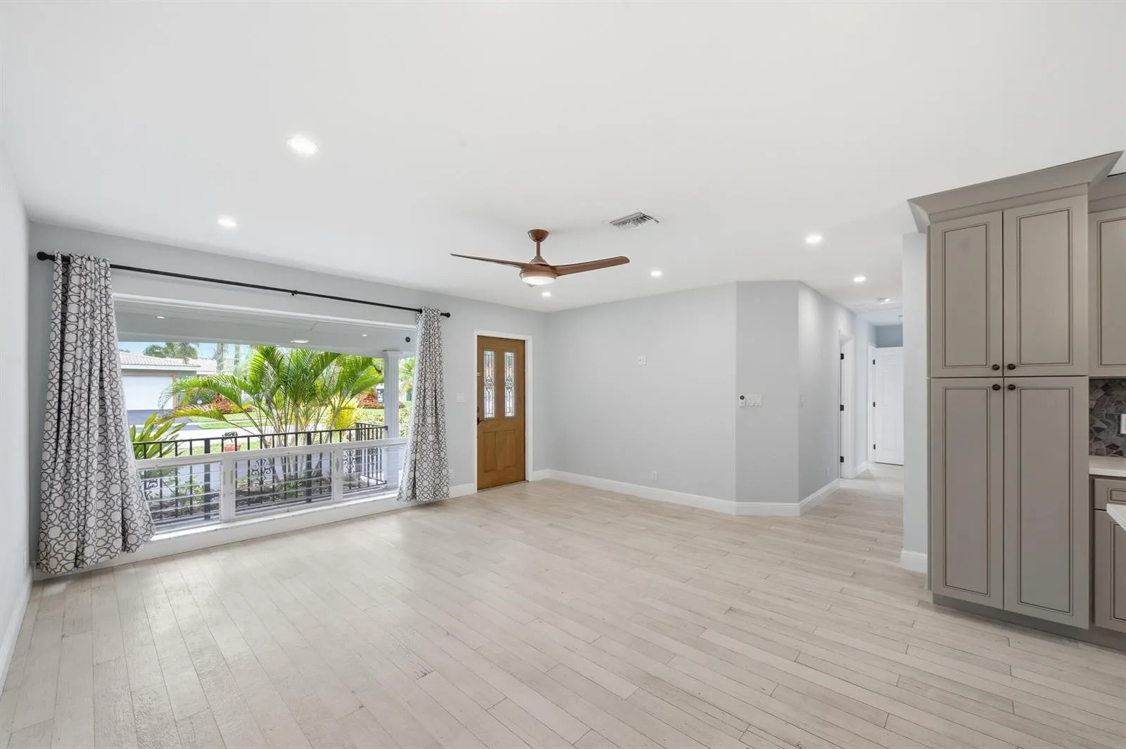 2120 NE 62nd Court, Fort Lauderdale, FL 33308 photo 12