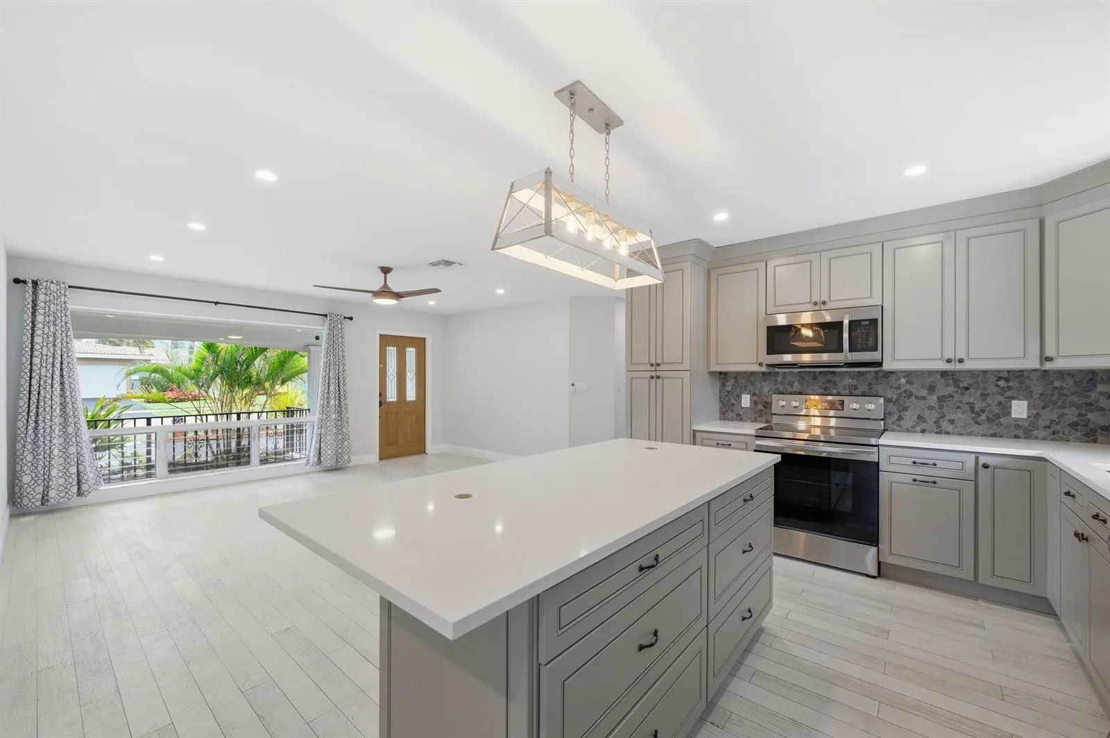 2120 NE 62nd Court, Fort Lauderdale, FL 33308 photo 13