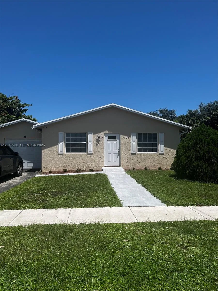 7103 SW 3rd Ct, North Lauderdale, FL 33068