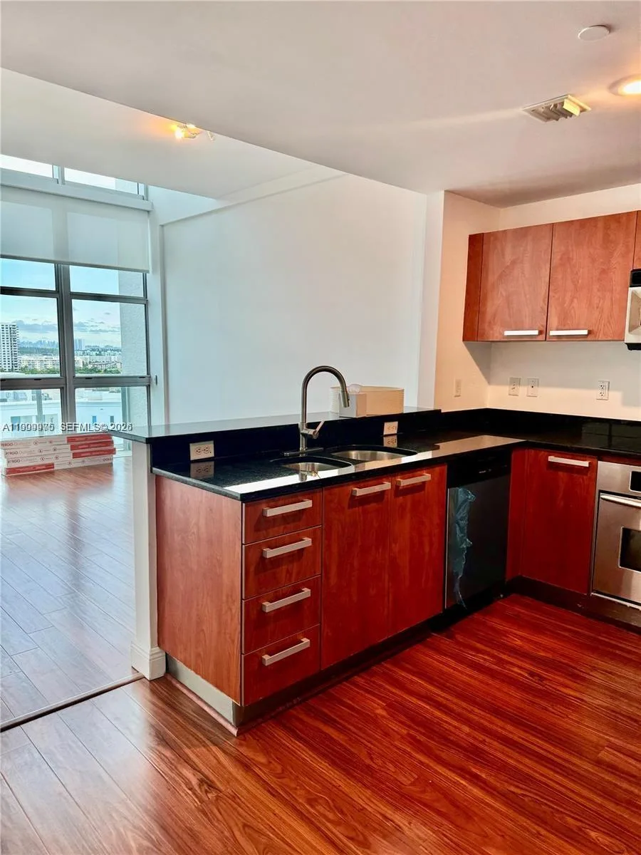 3131 NE 188th St # 2-1213, Aventura, FL 33180 photo 5