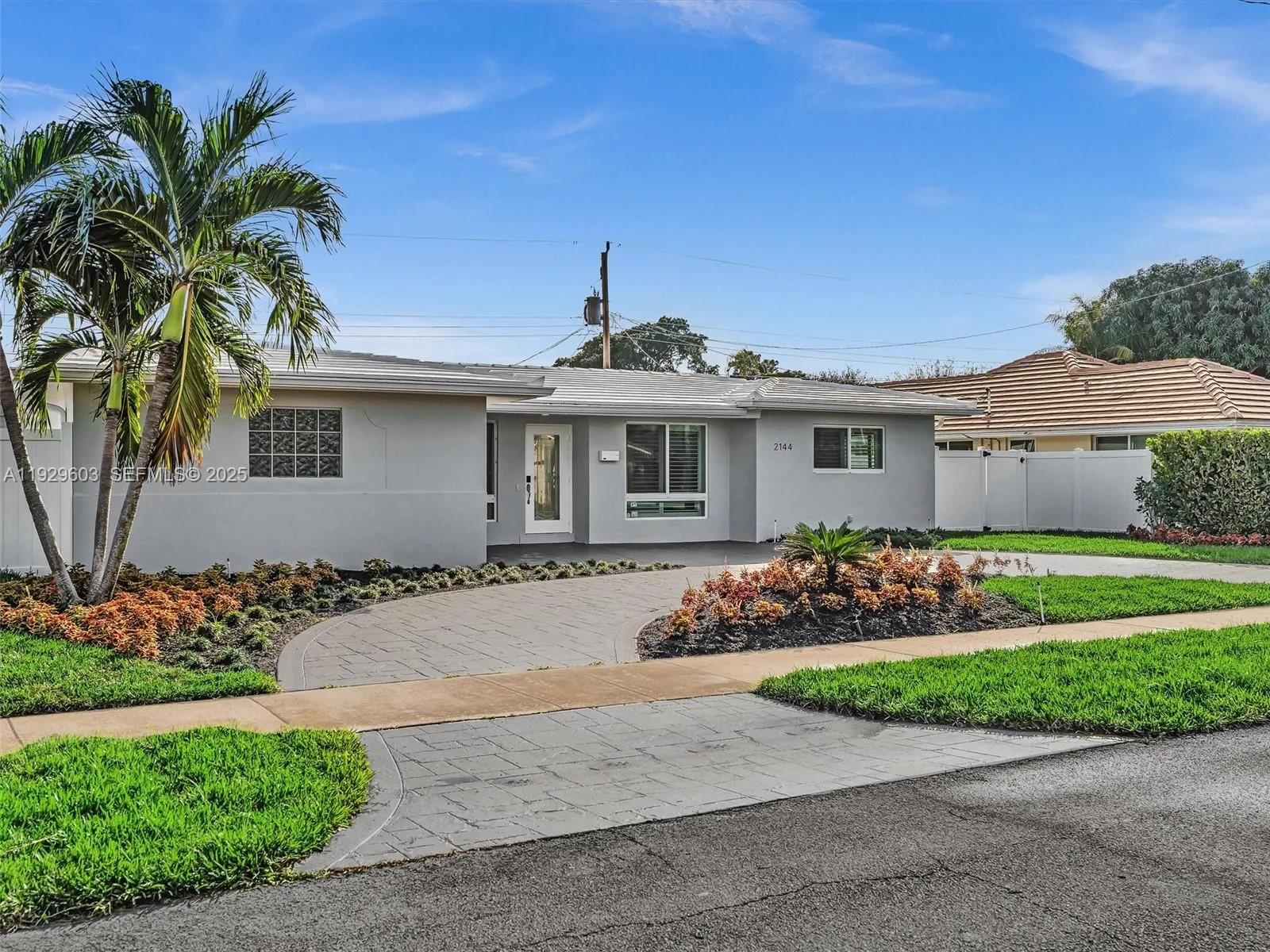 2144 NE 64th St, Fort Lauderdale, FL 33308 photo 3