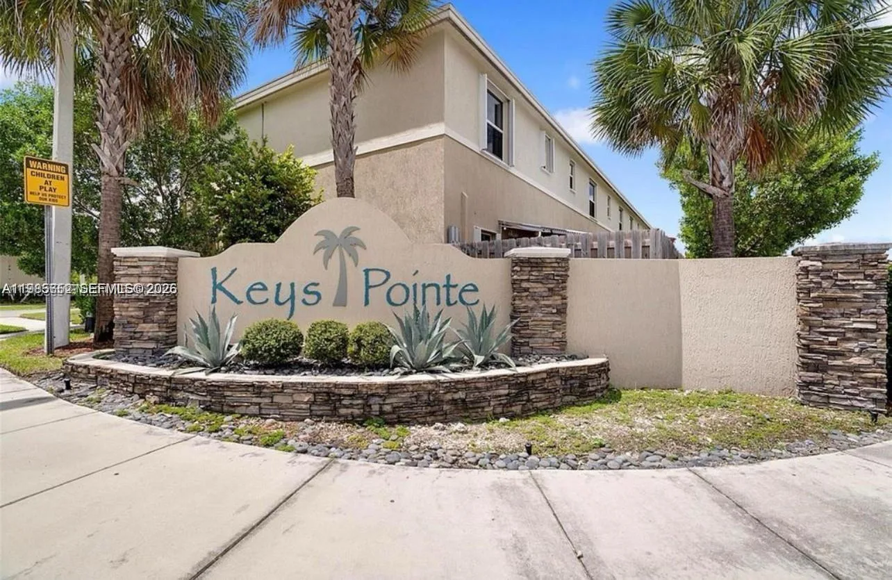 495 NE 5th Ln, Florida City, FL 33034 photo 12