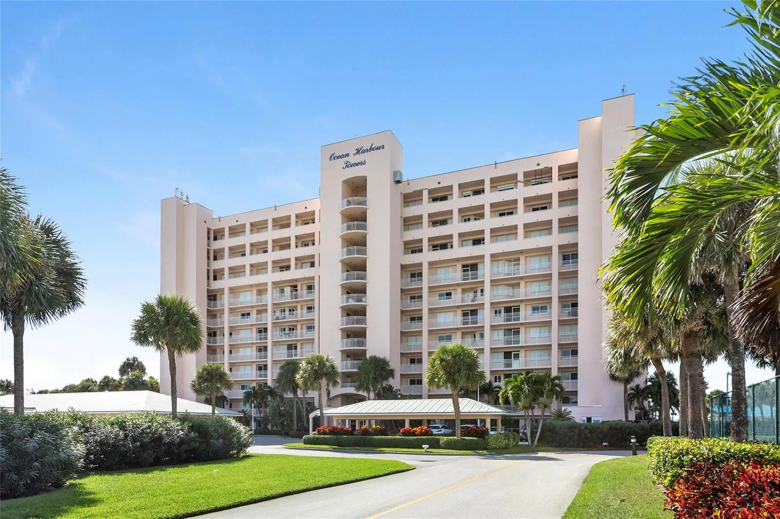 5167 N Highway A1a # 603, Hutchinson Island, FL 34949