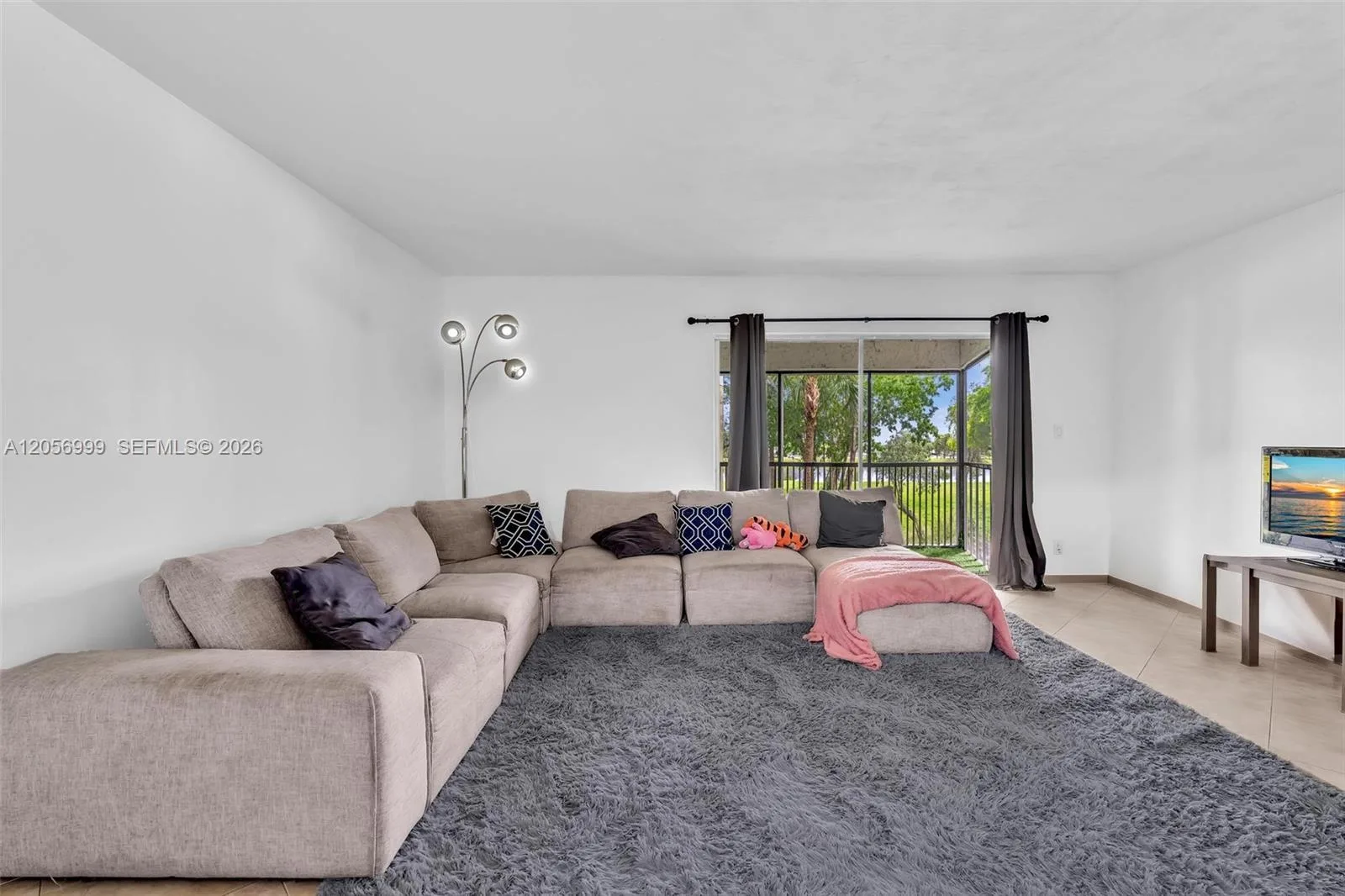 3021 N Oakland Forest Dr # 208, Oakland Park, FL 33309 photo 6